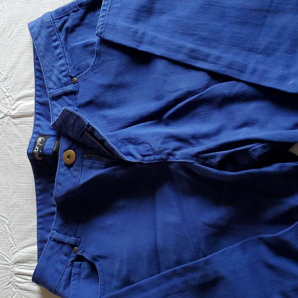 Women's blue jeans